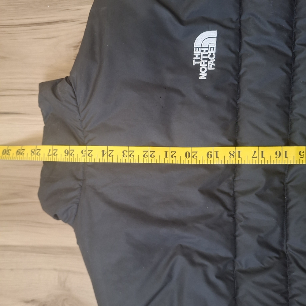 The North Face Aconcagua insulated winter jacket Size: S/Color: Black - Picture 8 of 11